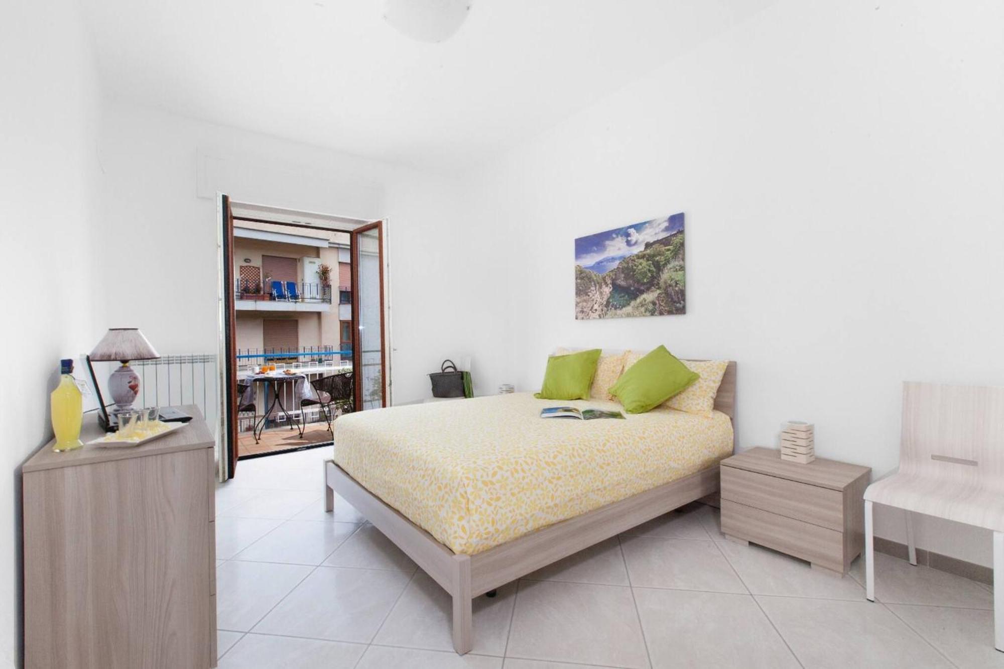 Lux Fabulous Sorento Apartment