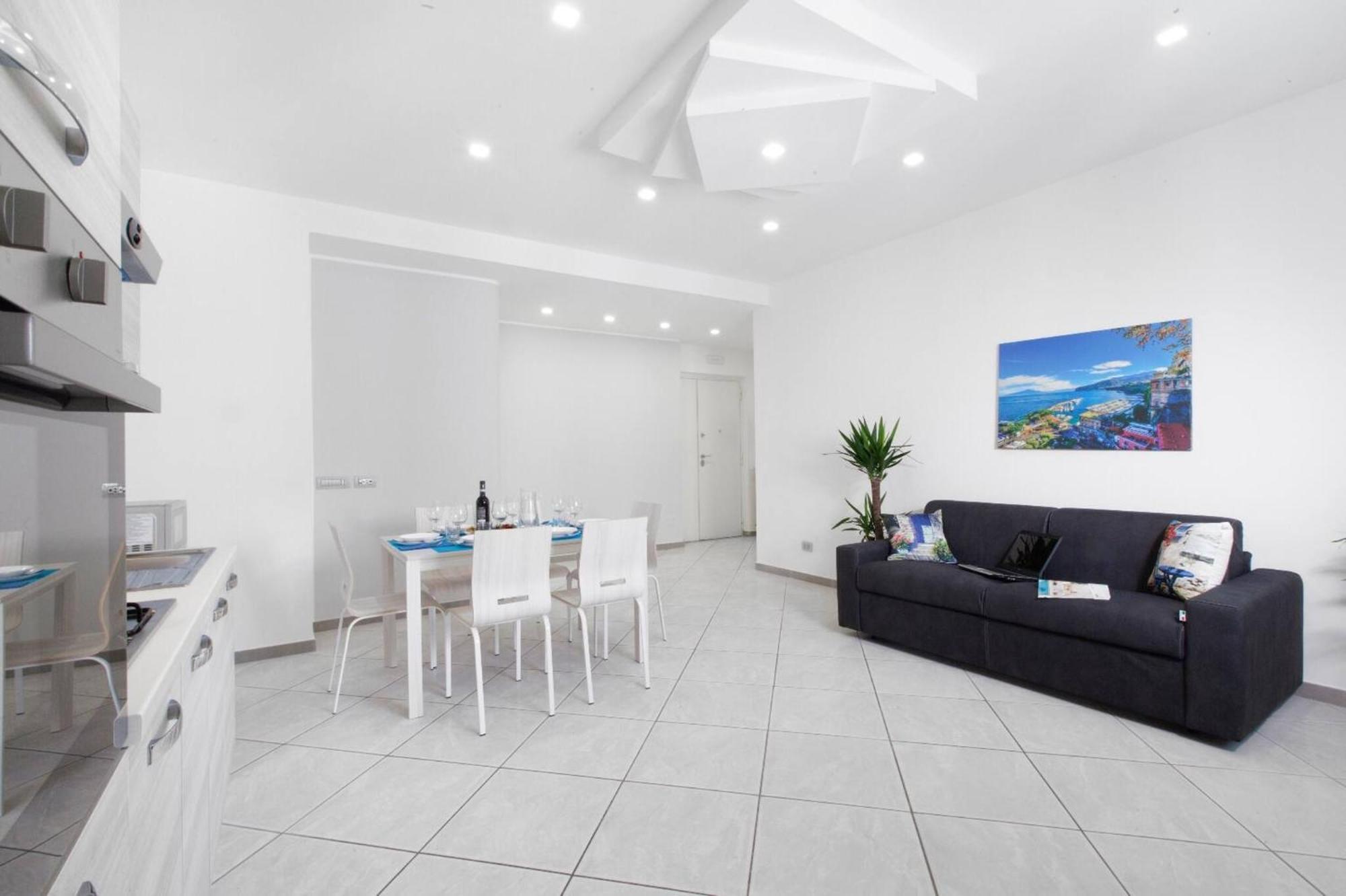 Lux Fabulous Sorento Apartment *